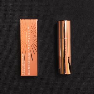 ANASTASIA BEVERLY HILLS Cream Stick Highlighter w/ Brush – Cognac Diamond